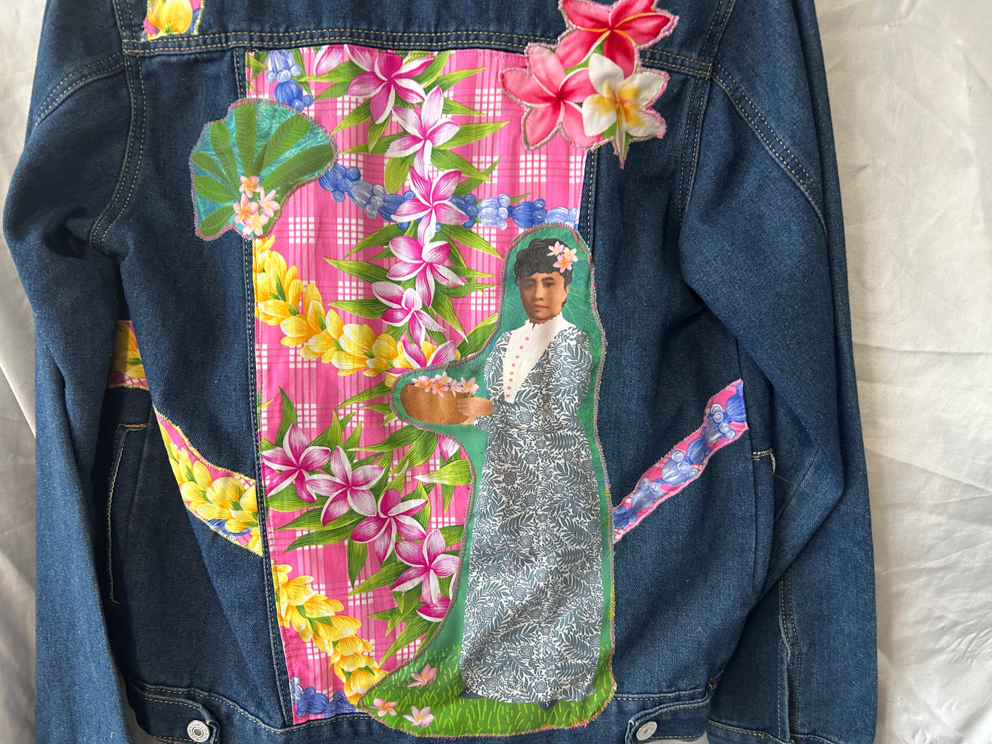 Queen Liliokalani Jacket on Pink Palaka