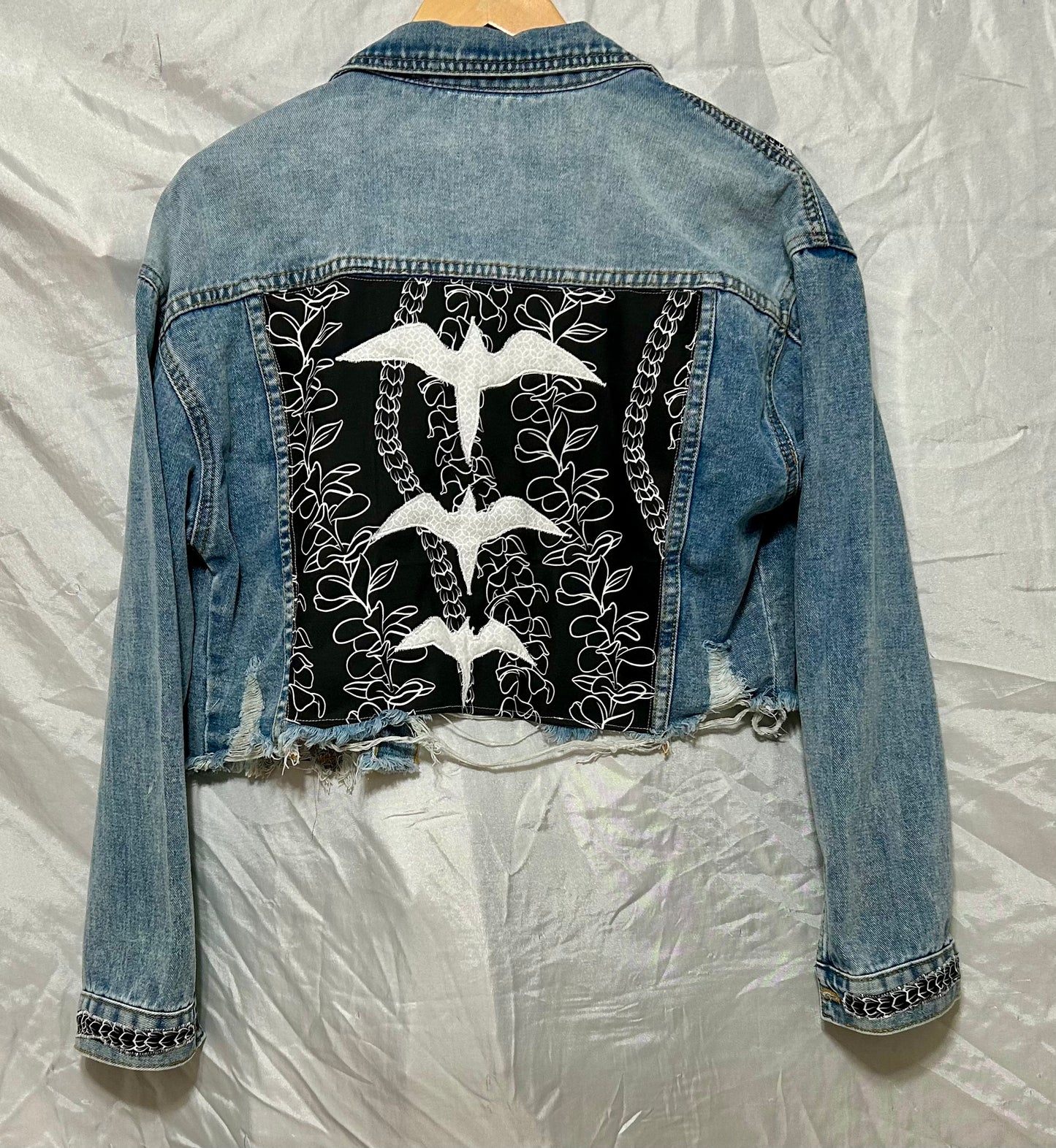 Cropped 'Iwa Birds Jacket