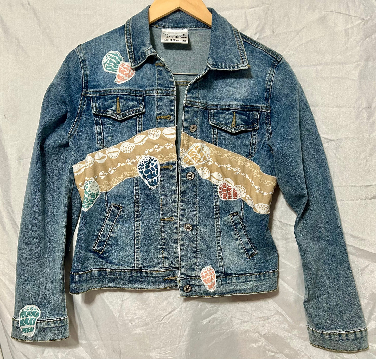 Shell Leis and Cone Shells Jacket