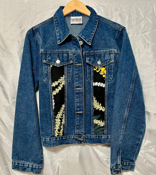 ‘Pakalana Puakinekine ‘Iwa Birds Jacket