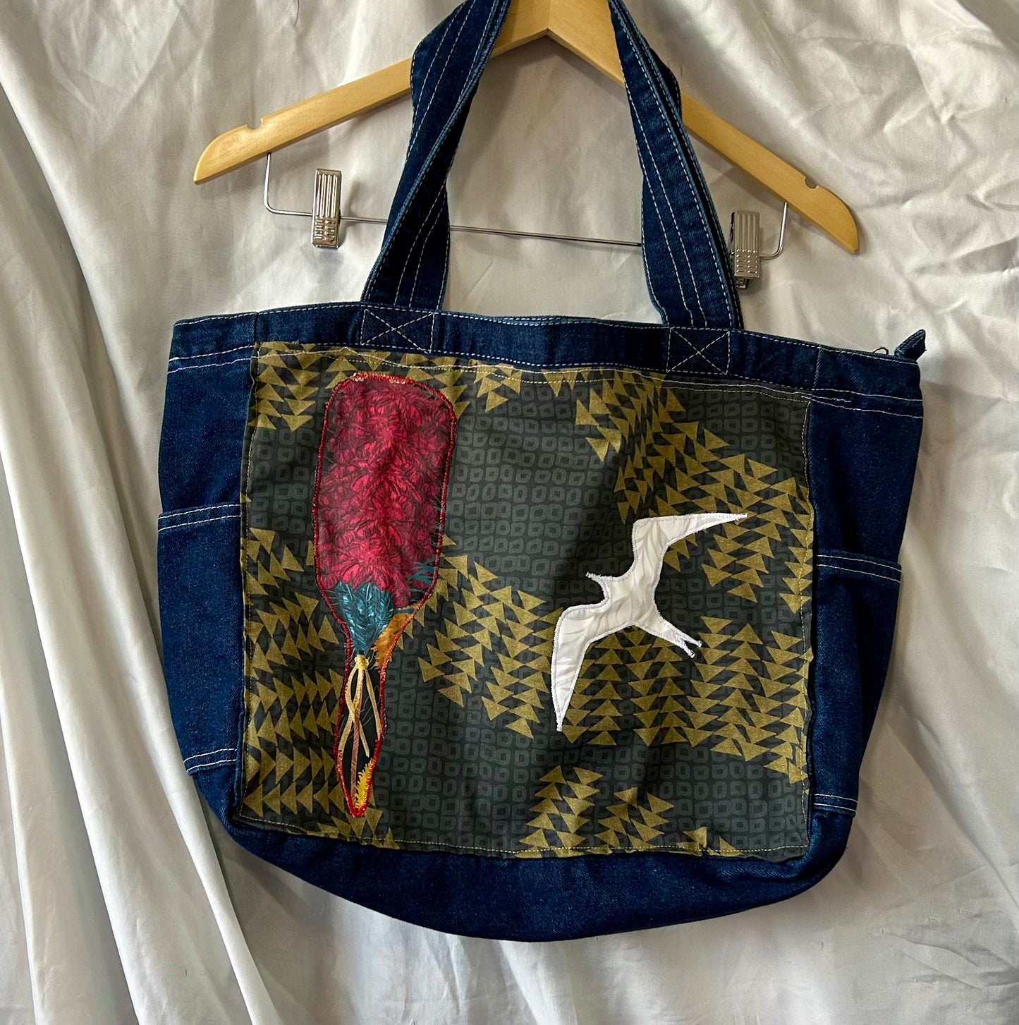 Kahili ‘Iwa Birds Shoulder Bag