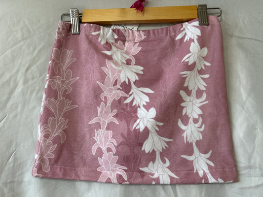 Tuberose Leis on Pink