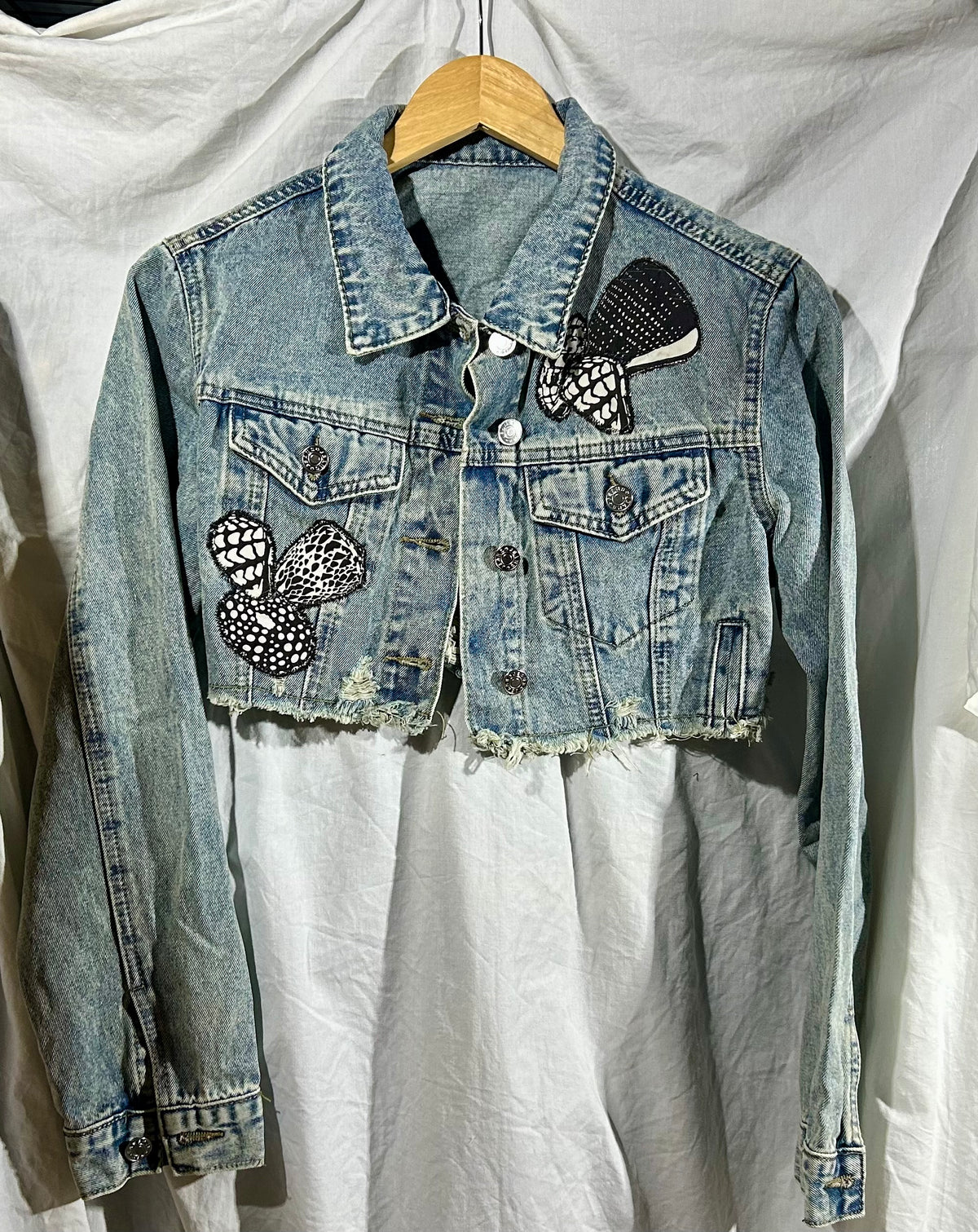 Cropped Mixed Shells Denim Jacket