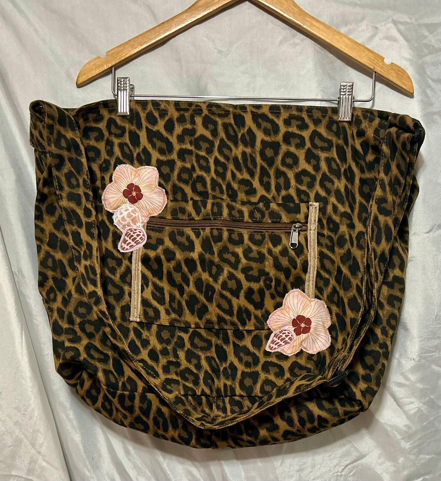 Leopard Print Bag with Leis and Puas