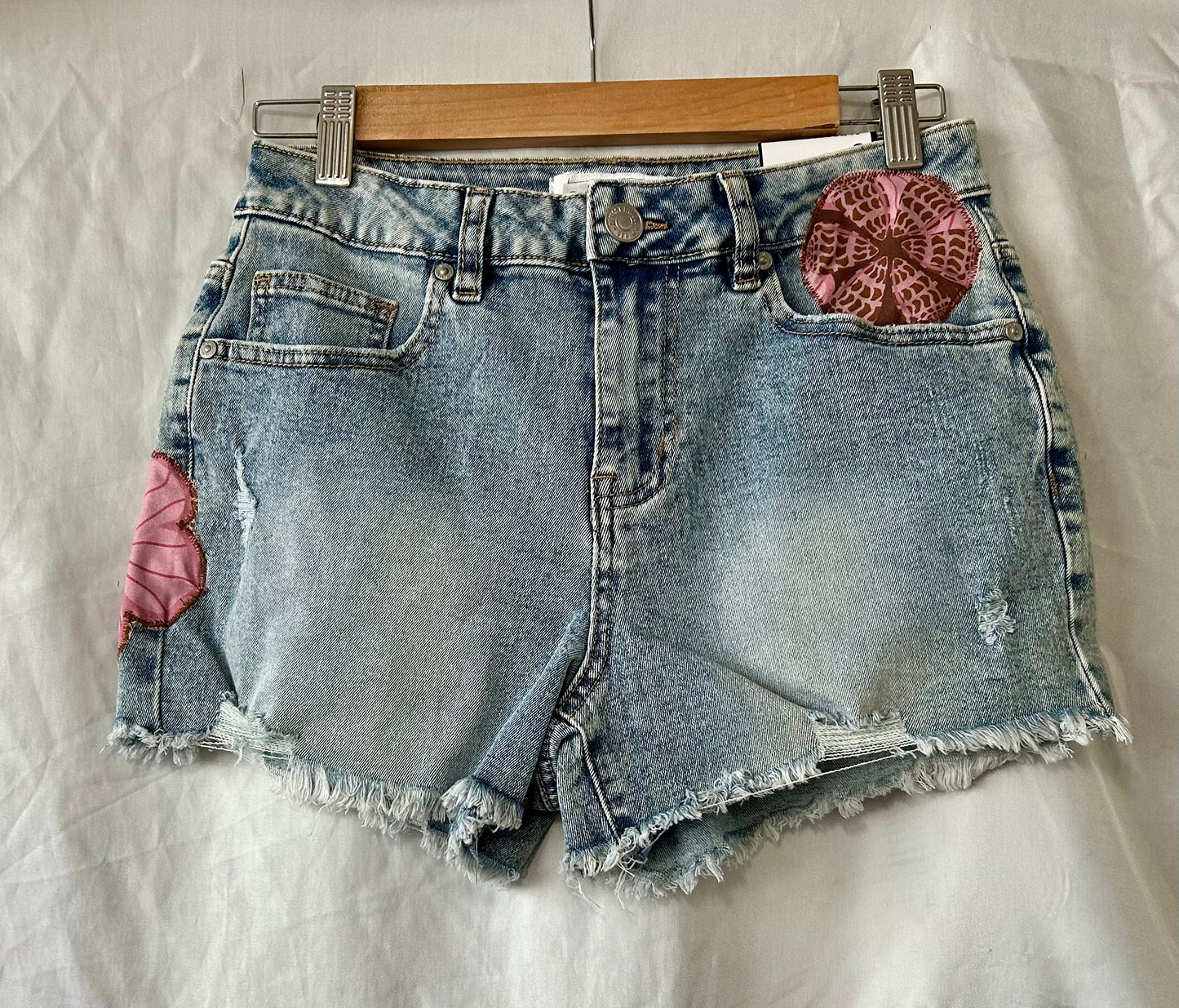 Hebrew Cones and Puas Shorts