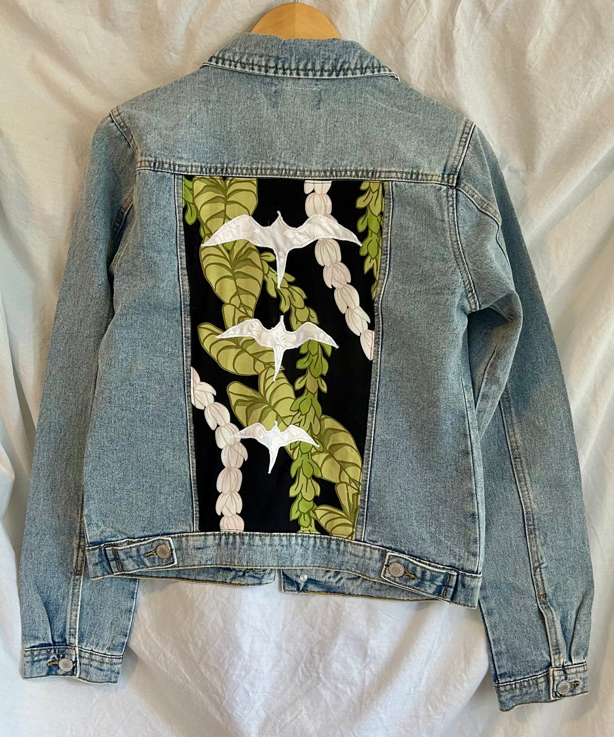 Kalo ‘Iwa Birds Jacket
