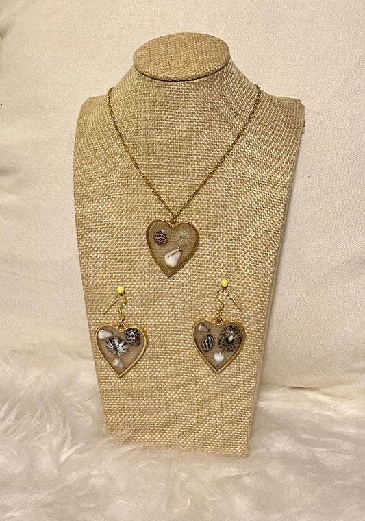 Heart Shells Necklace and Earrings set