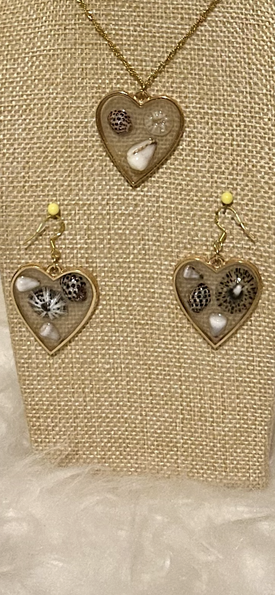 Heart Shells Necklace and Earrings set