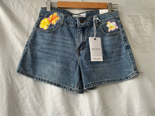 Puakinekine Shorts