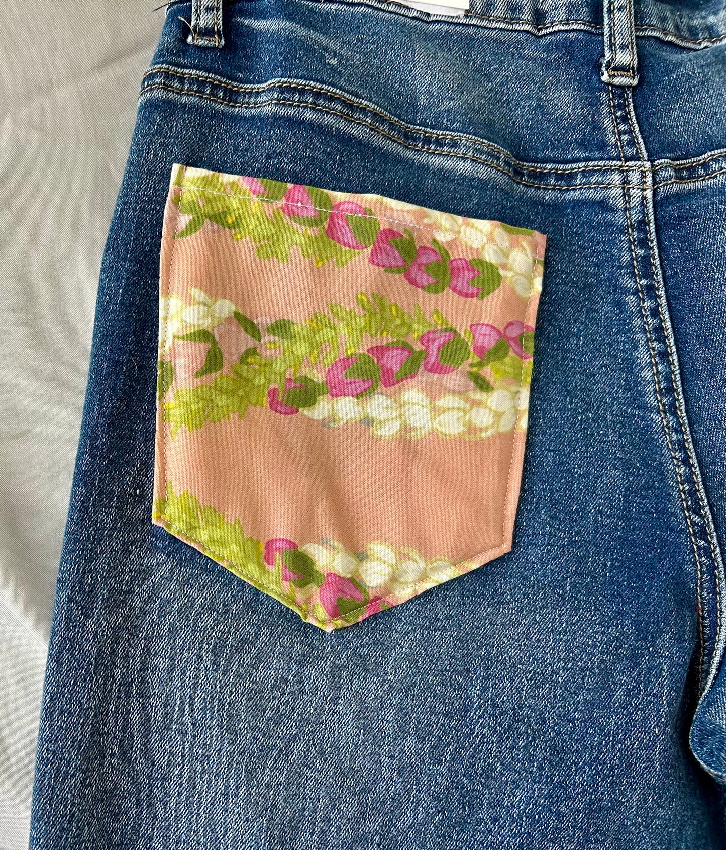 Pakalana Rose Lei Jeans