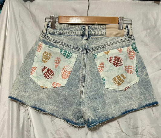 Size 7 Cone Shell Shorts