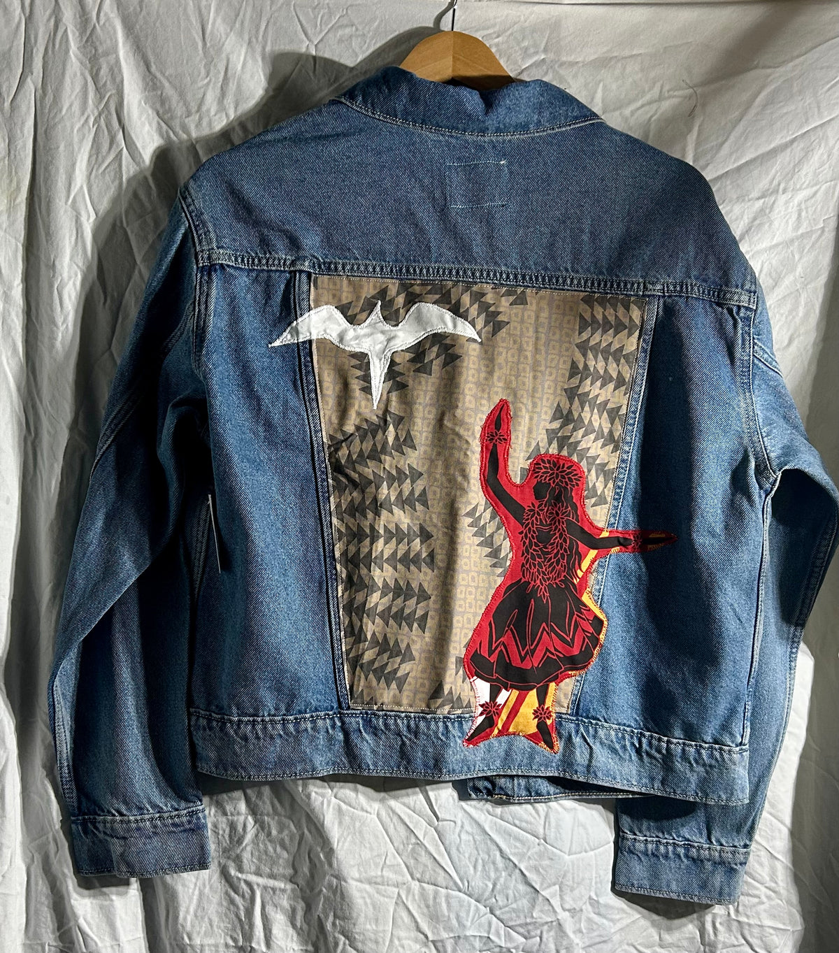 Kapa Hula Dancer ‘Iwa Bird Jacket