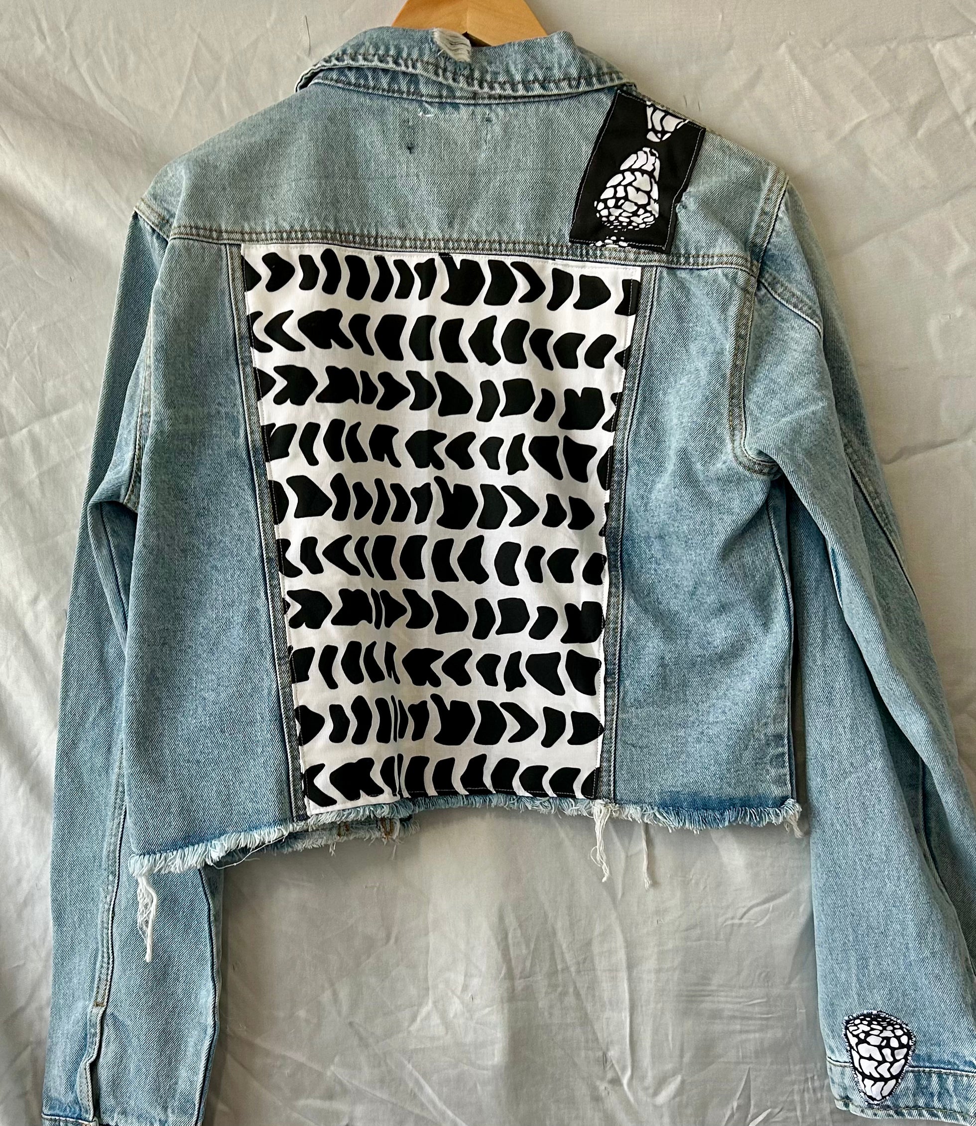Hebrew Shell Pattern Top Hebrew Cone Shell Jacket – Kuilei Creations